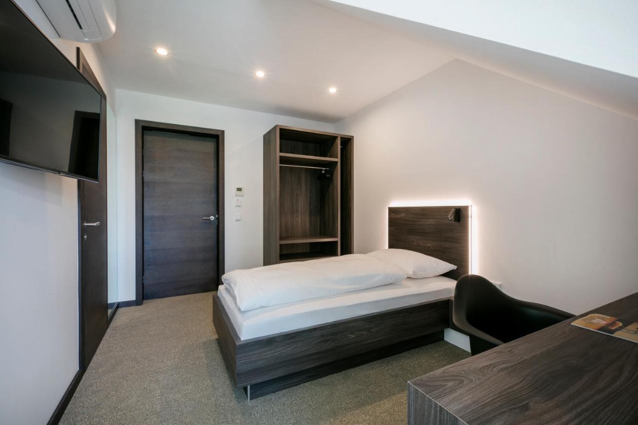 Hotel Spitzerberg By B-Smart Hundsheim Exterior photo