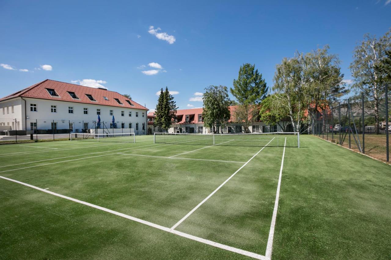 Hotel Spitzerberg By B-Smart Hundsheim Exterior photo